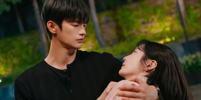 ‘내일도 출근’ 서인국♥박지현, 초밀착 스킨십