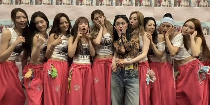 주결경, 아이오아이 10주년 콘서트 찾았다