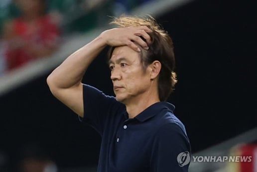 '32강 자력 실패' 홍명보 