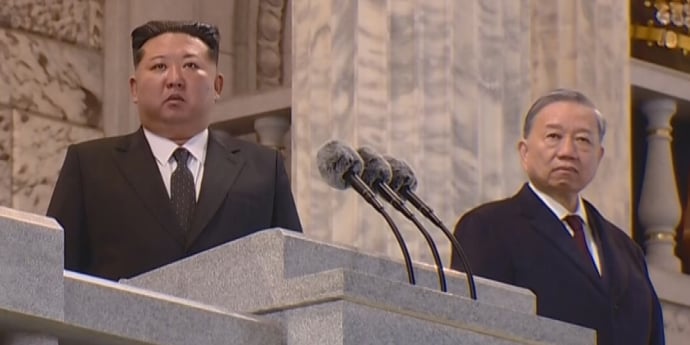 ‘이제 만나러 갑니다’ 베트남과 북한의 심상찮은 만남 (이만갑)