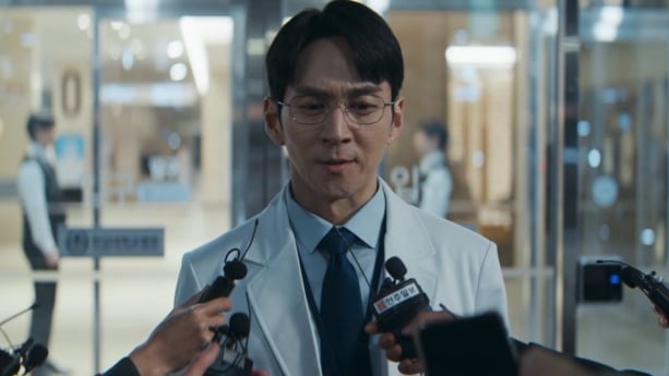 ‘신입사원 강회장’ 권해성 반전