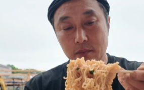 김병만, ‘라면 한입컷’…여전한 달인 먹방에 폭소