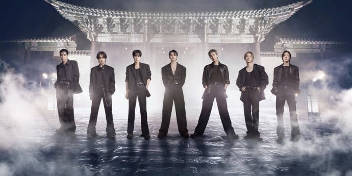 BTS, 팝스타 다 제쳤다… 2개월 만에 3000억 ‘잭팟’