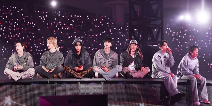 방탄소년단, 美 빌보드 ‘톱 투어’ 차트 연속 1위