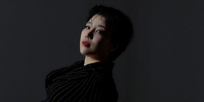 감성 보이스 ‘제이세라’의 다짐, “끊임없이 성장하며 성숙한 모습 보여줄 것” [화보]