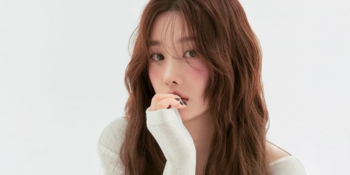 권은비, 우아·시크 새 프로필 공개