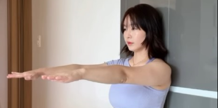 바이주하 김다영, 제왕절개 후 회복 운동 공개…산후 관리 팁 눈길