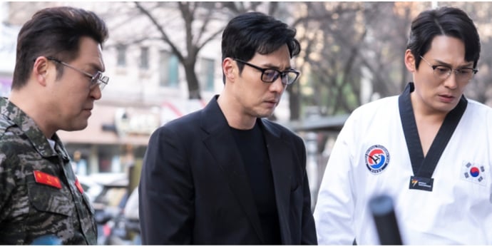 ‘김부장’ 첫 삼각 공조