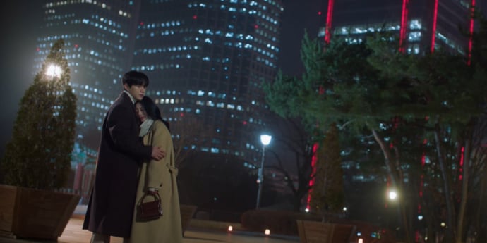 ‘공감세포’ 강민아♥김명수, 포옹 엔딩