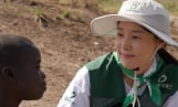 한지혜, 우간다서 결국 눈물… 아이들 품은 ‘진짜 선한 영향력’
