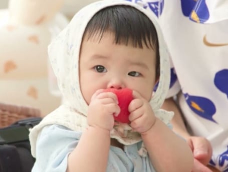‘슈퍼맨이 돌아왔다’ 강단둥이 수박 먹방(슈돌)