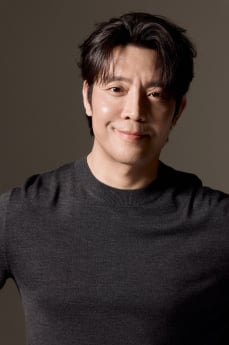 ‘포핸즈’ 김주헌, 레전드 피아니스트 변신