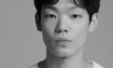 이정현, 결혼·전속계약 겹경사