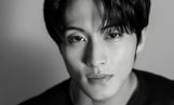 마크, 위버스 오픈…새 프로필 공개
