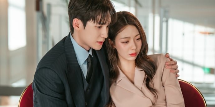‘가족관계증명서’ 성이언♥박솔라, 눈물 속 포옹