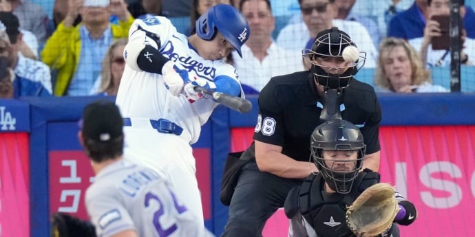 오타니, '아시아 최초' MLB 통산 300 홈런 달성