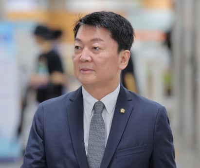 안철수 “한동훈이 당사 모이라 지시”