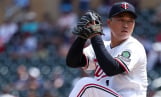 고우석, 마침내 MLB 데뷔… 1이닝 1실점 빅리그 첫 무대 마쳐