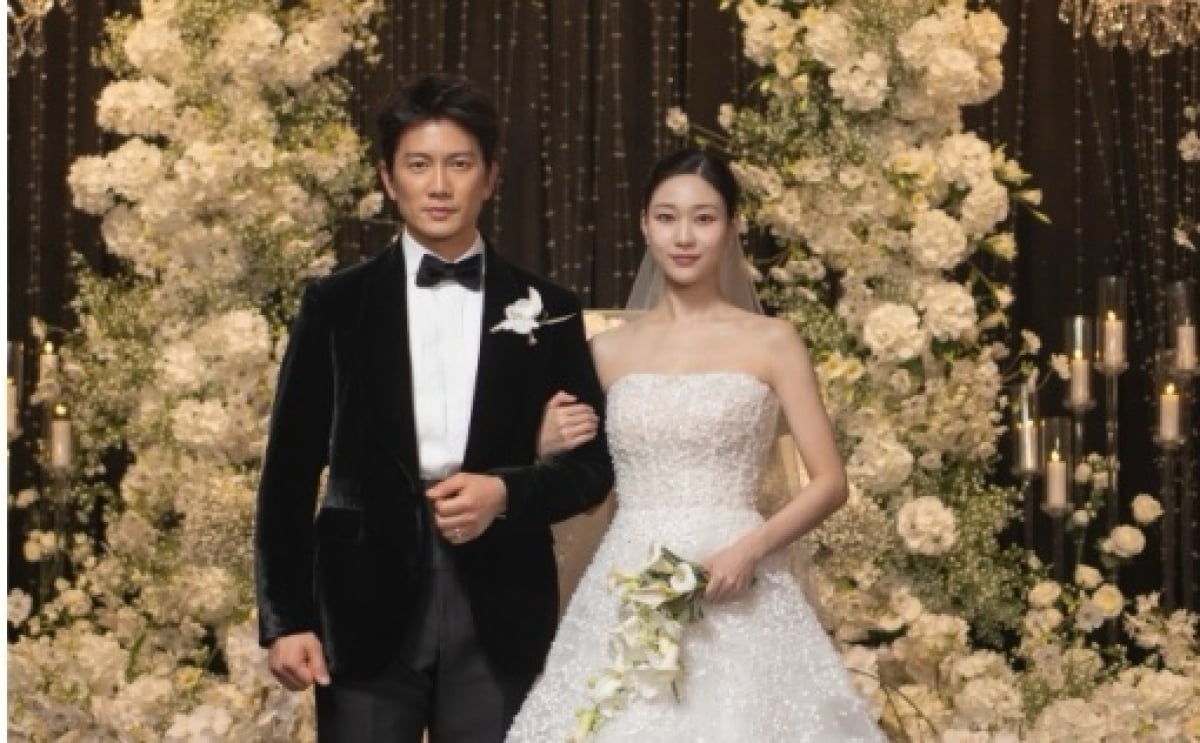 ‘아파트’ 첫 회부터 결혼식