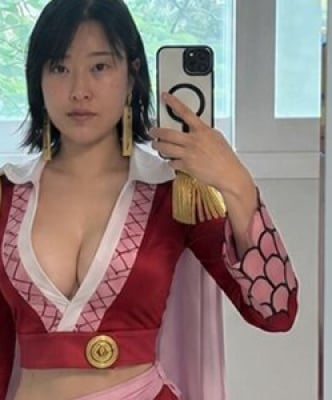 이세영, 파격 노출 코스프레 공개