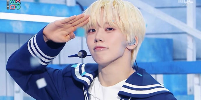 ‘음악중심’ 아홉, 9人 마린보이