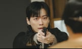 ‘결혼의 완성’ 일촉즉발 총구 대치