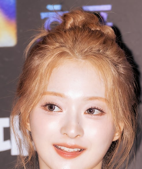 프로미스나인 이나경 '안녕' 