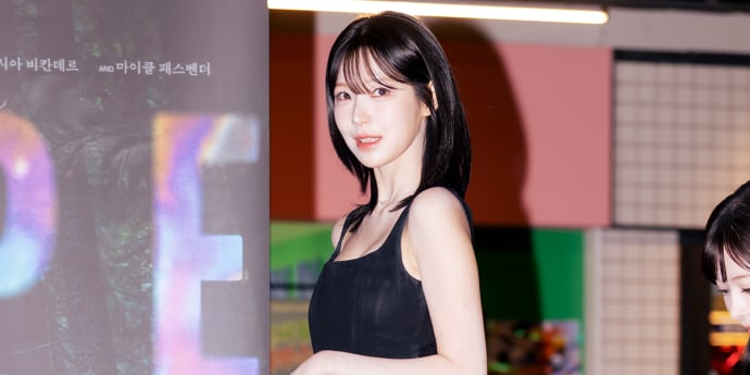 프로미스나인 백지헌 '신이 내린 각선미' [포토]