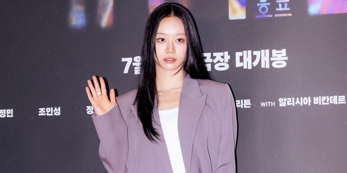 혜리 '시크한 손인사' [포토]