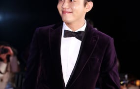 유아인, ‘호프’ 시사회 등장 화제