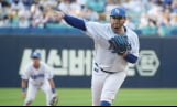 삼성 후라도, 어깨 부상… 6주 대체 선수 물색