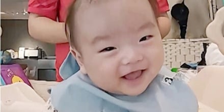 ‘슈퍼맨이 돌아왔다’ 곽튜브 子 태산, ‘뒤집기 마스터’