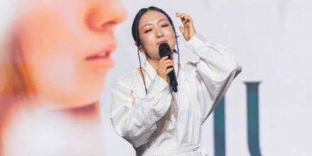 정인, 15년 만의 단독 콘서트 성료… 조정치·존박 지원사격