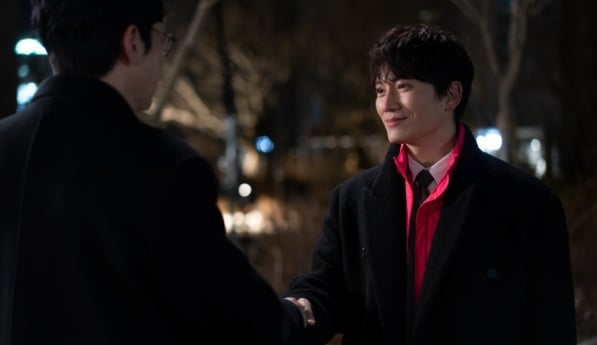 ‘아파트’ 지성·박병은 첫 독대