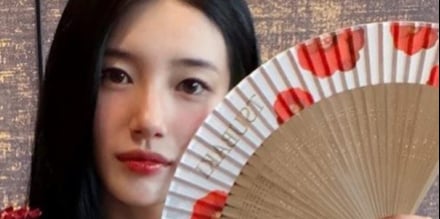 수지, 레드 드레스 자태
