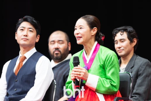'밝은 미소로 소감 전하는 예지원' [포토]