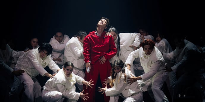 텐, 방콕서 데뷔 10주년 콘서트 성료