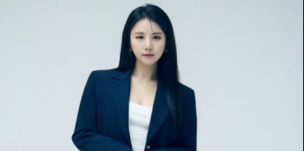 쥰키, 새 프로필 공개…시크한 슈트로 반전 매력