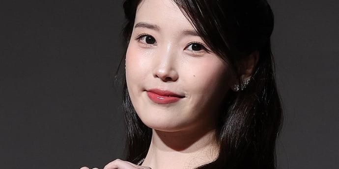 아이유, 이관개방증 악화… 9월 콘서트 취소