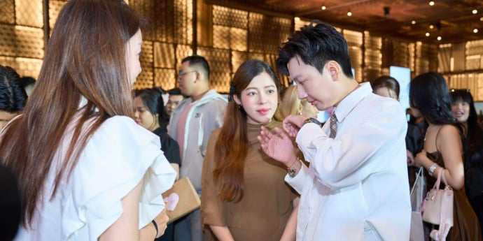 'BRAND WORLD VIETNAM 2026' 꼼꼼히 살펴보는 베트남 바이어·인플루언서들 [포토]