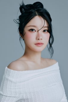 피프티피프티 키나, SSG 시구