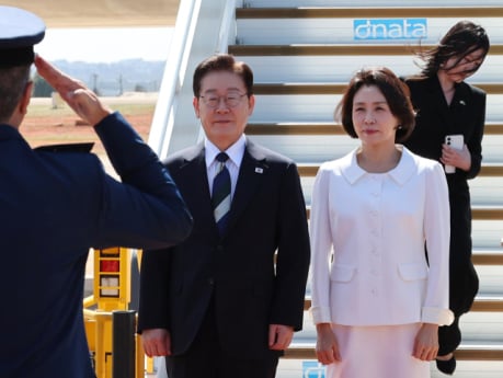 이재명 대통령, 브라질 첫 일정으로 수송기 시찰