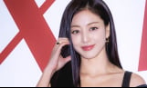 ‘JYP 결별설’ 트와이스 지효 “마음 많이 무거워”