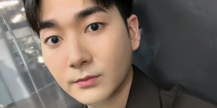 뉴이스트 아론, 직장인 된 근황 공개